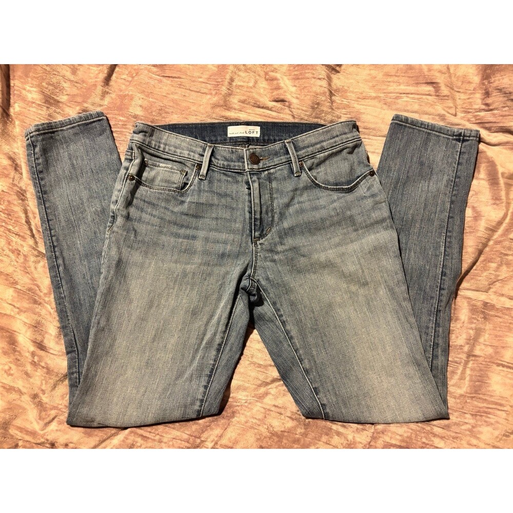 LOFT Relaxed Skinny Jeans - Medium Wash - Size 26 / 2